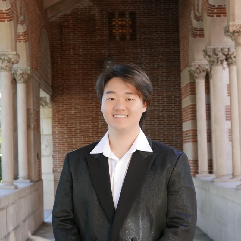 Junqi Feng