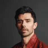 Niles Dhar