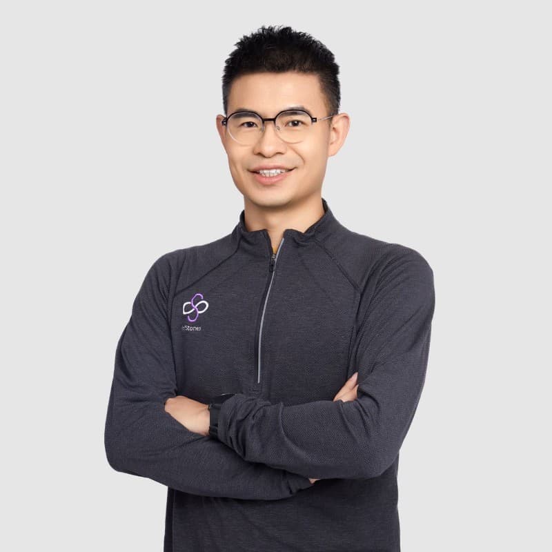 Zhenwu Shi