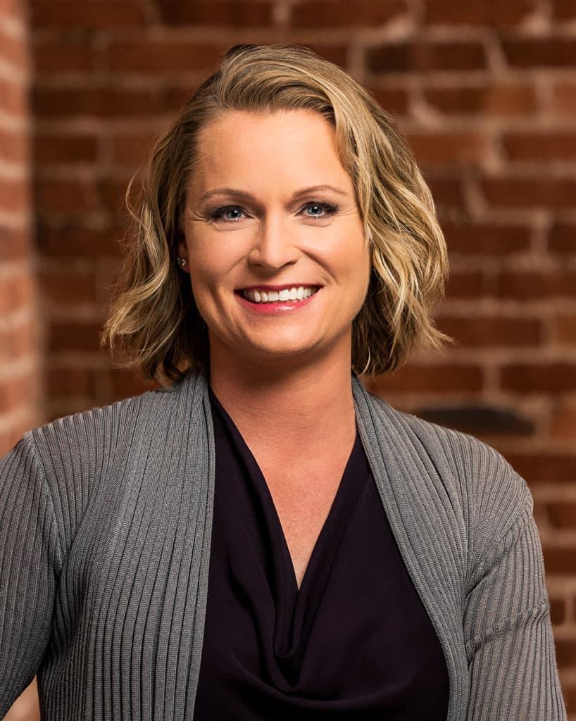 Lisa "LJ" Cohen