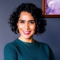 Yasmin Topia